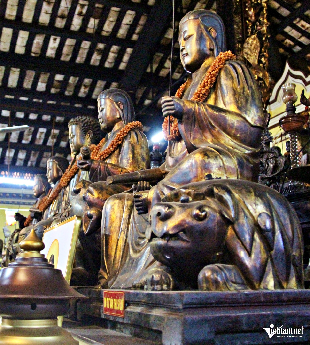 vietnam pagoda14.jpg