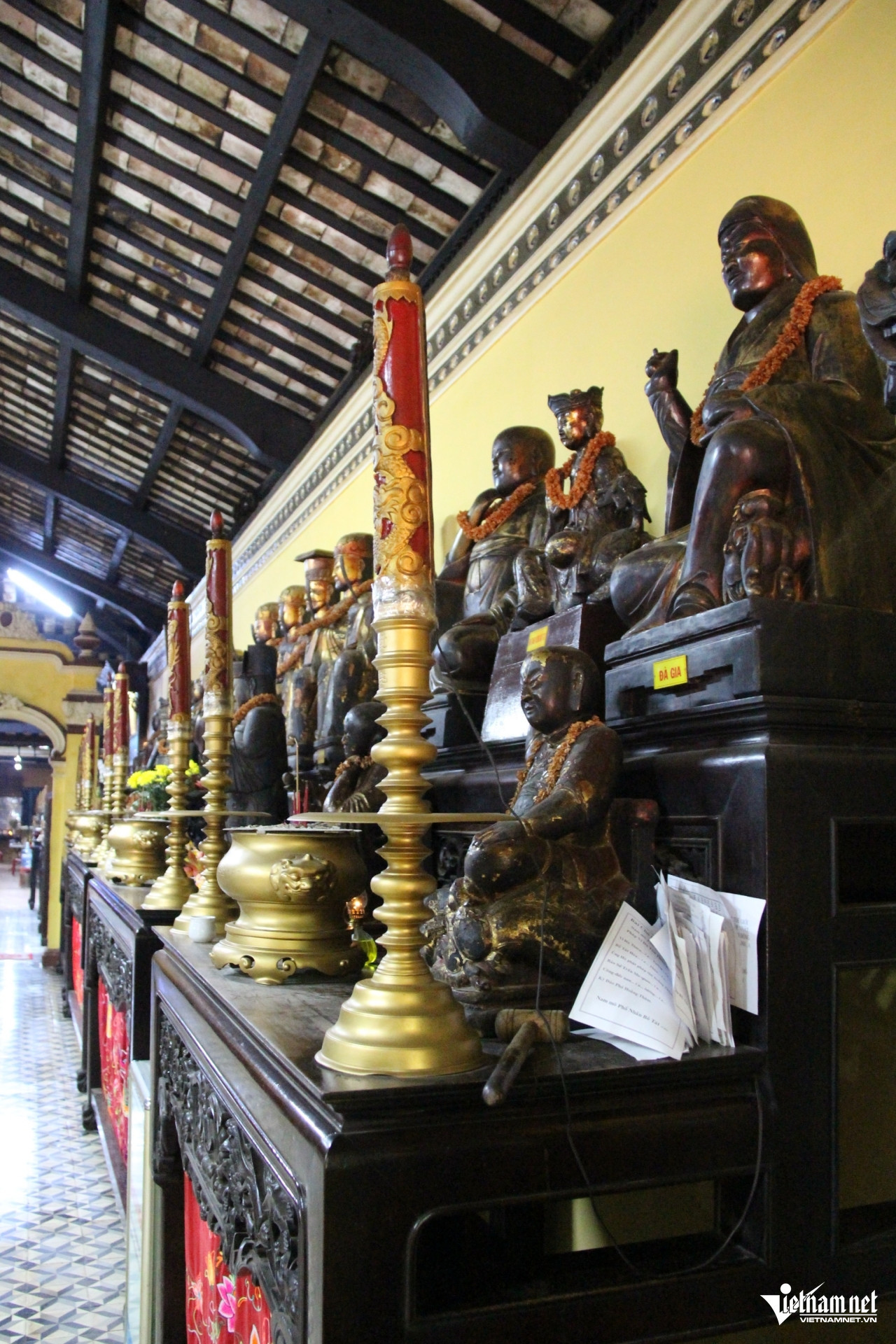 vietnam pagoda16.jpg