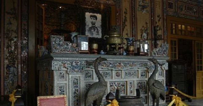 Tombs of Vietnam’s kings and nobles raided for relics and treasures