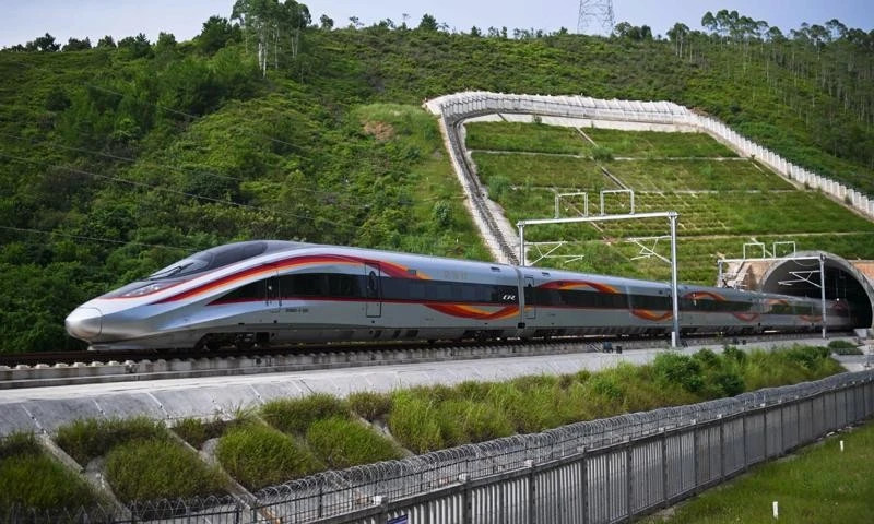 Truong Hai Group proposes $61bil investment in North–South high-speed railway