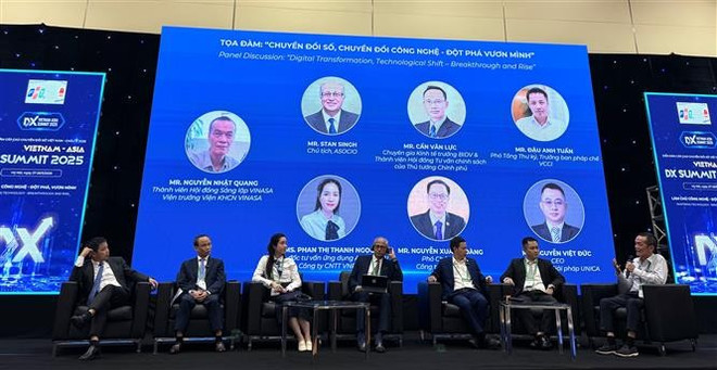vna-potal-dien-dan-cap-cao-chuyen-doi-so-viet-nam-chau-a-2025-lam-chu-cong-nghe-dot-pha-vuon-minh-8057271-1.jpg