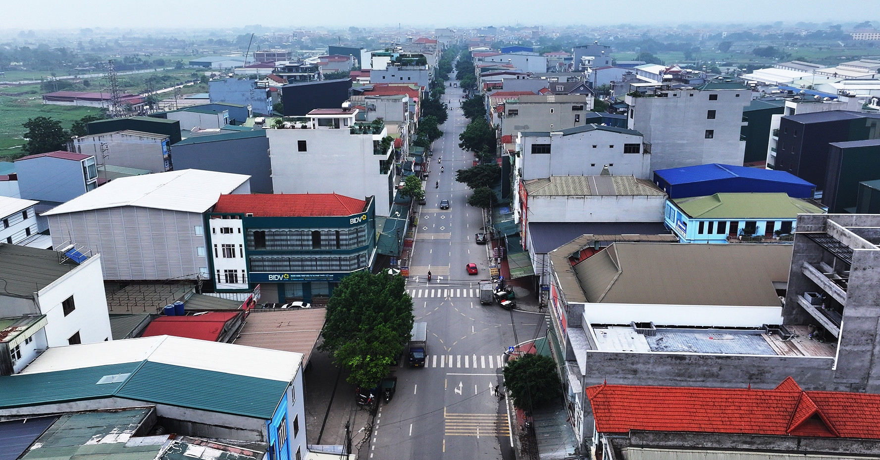 Over 1,000 shops in Tho Tang shut down over false inspection rumor