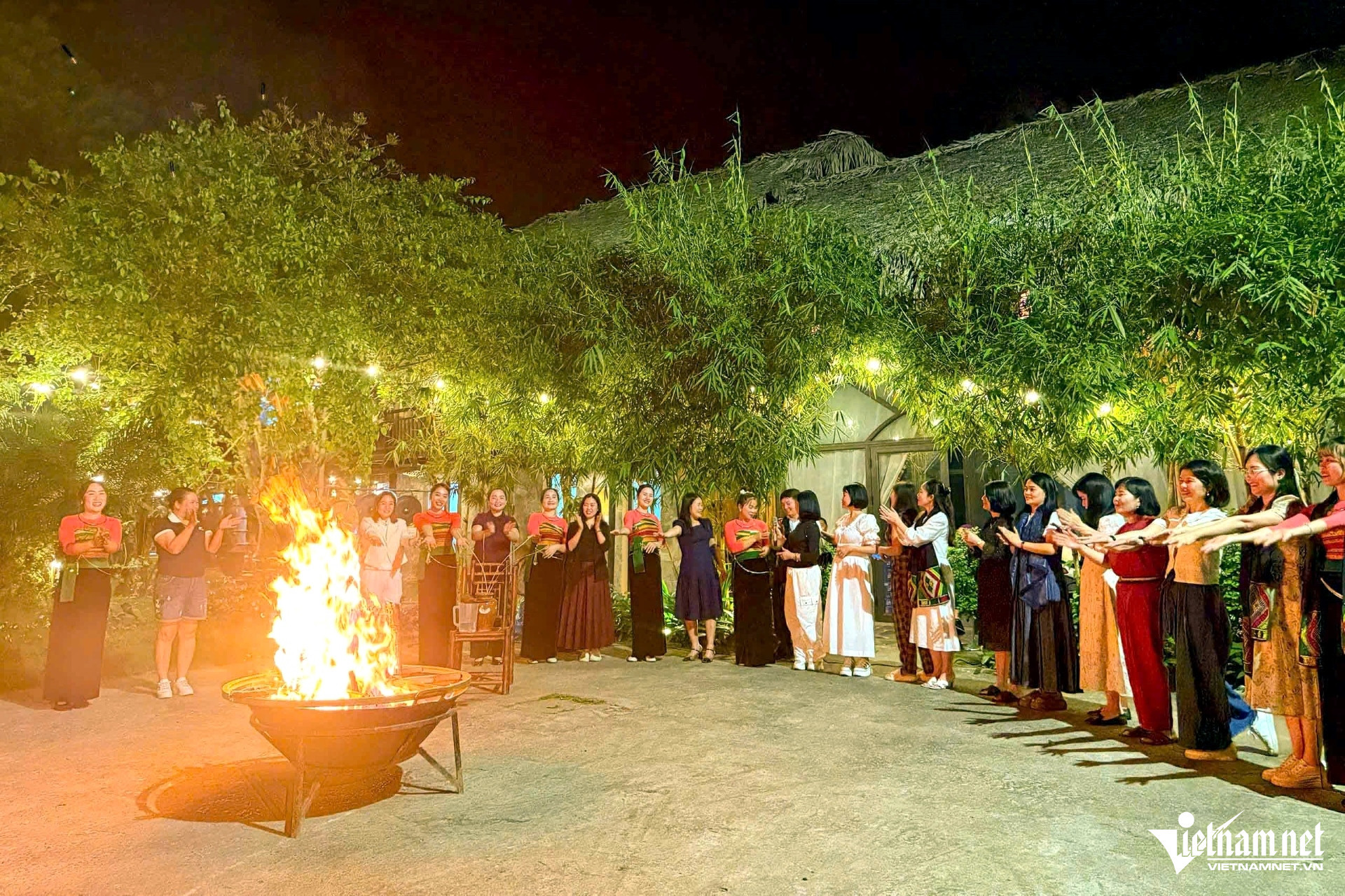 W-a6Ngắm thiên đường.jpg