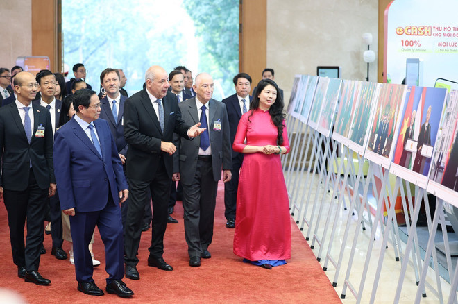 exhibition.jpg