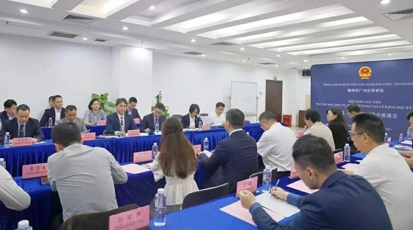 Vietnam calls for stronger cooperation from Chinese tech firms