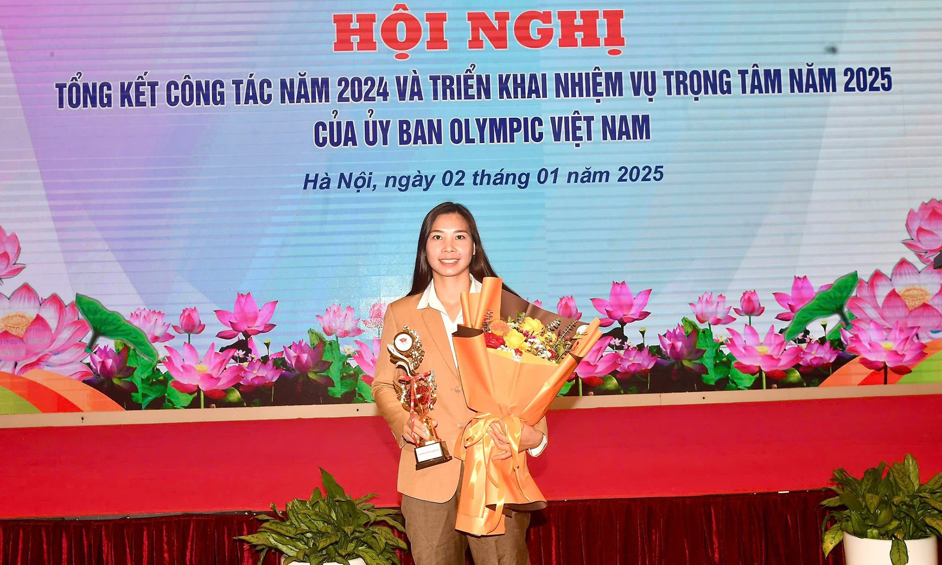 ha thi linh1.jpg