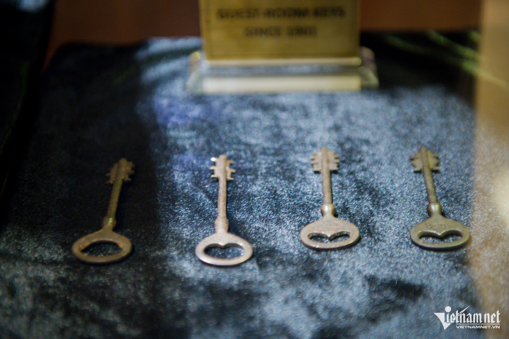 hanoi bomb shelter14.jpg