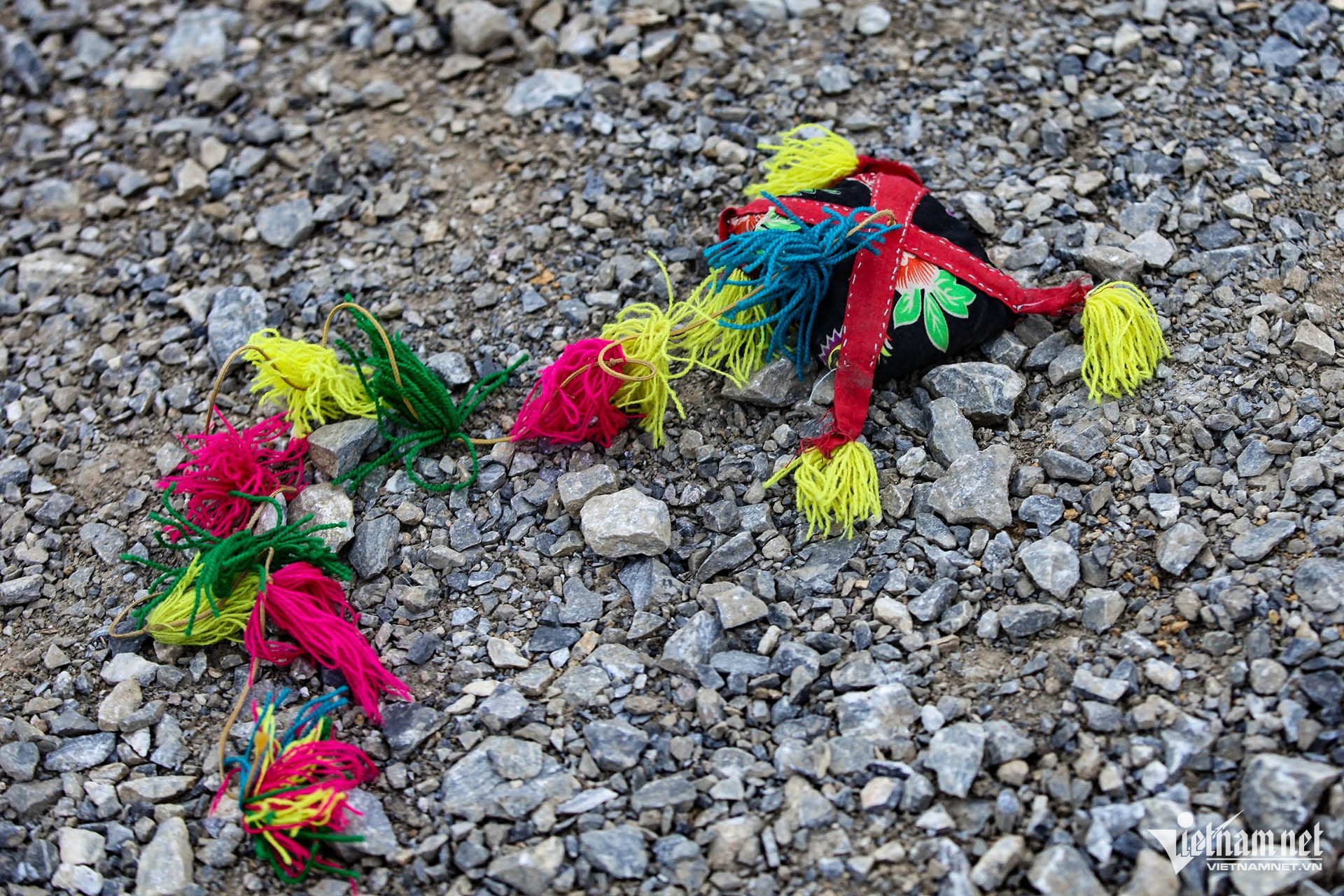 W-Tro Choi DT Thai 3.jpg