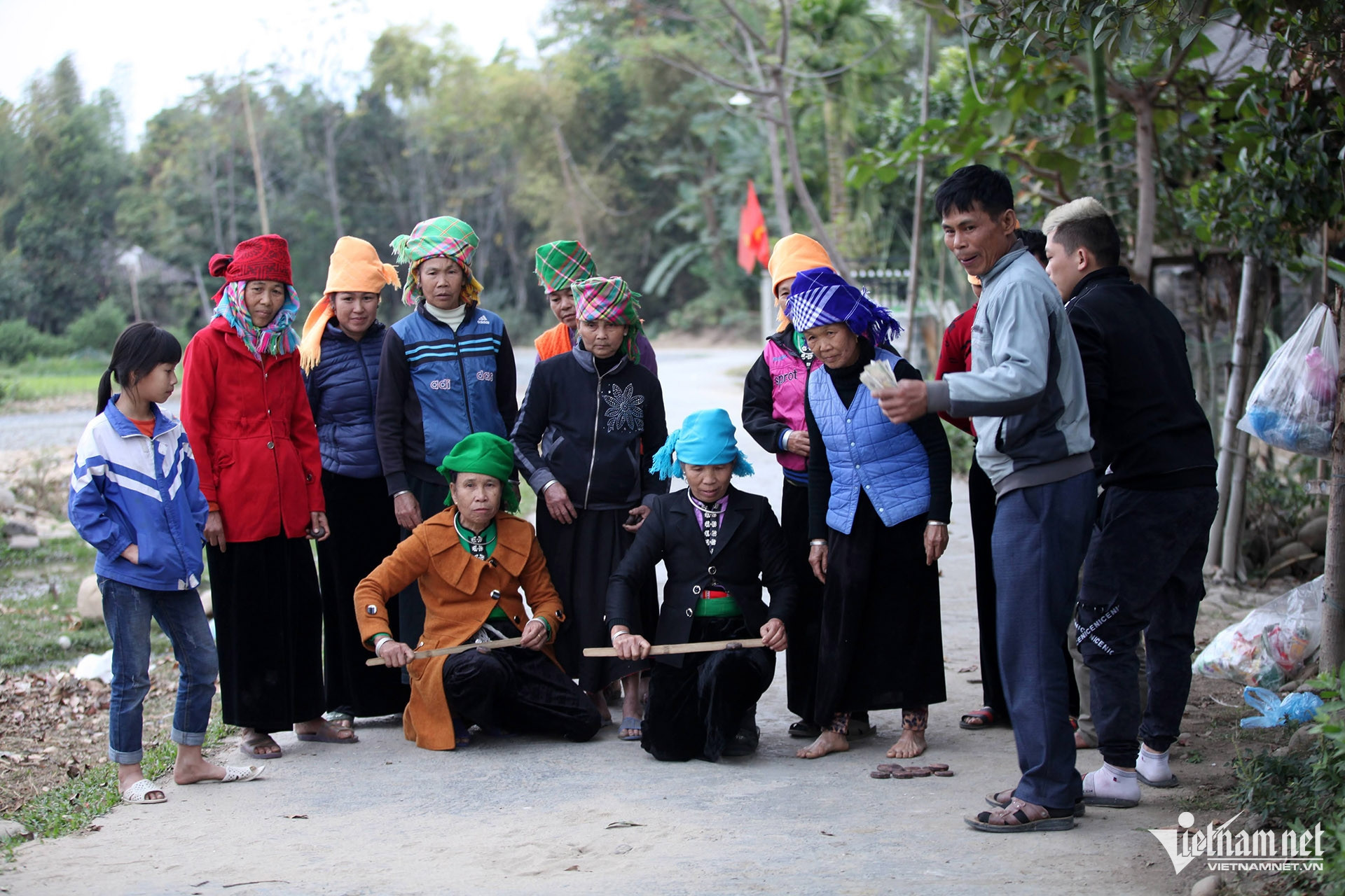 W-Tro Choi DT Thai 9.jpg