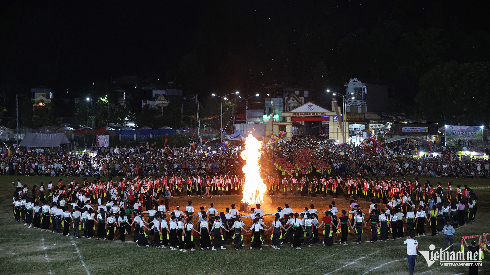 W-Tro Choi DT Thai 13.jpg