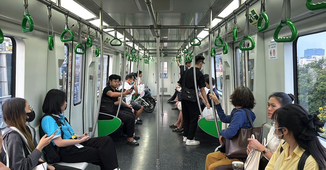 Cat Linh - Ha Dong metro disrupted again during rush hour