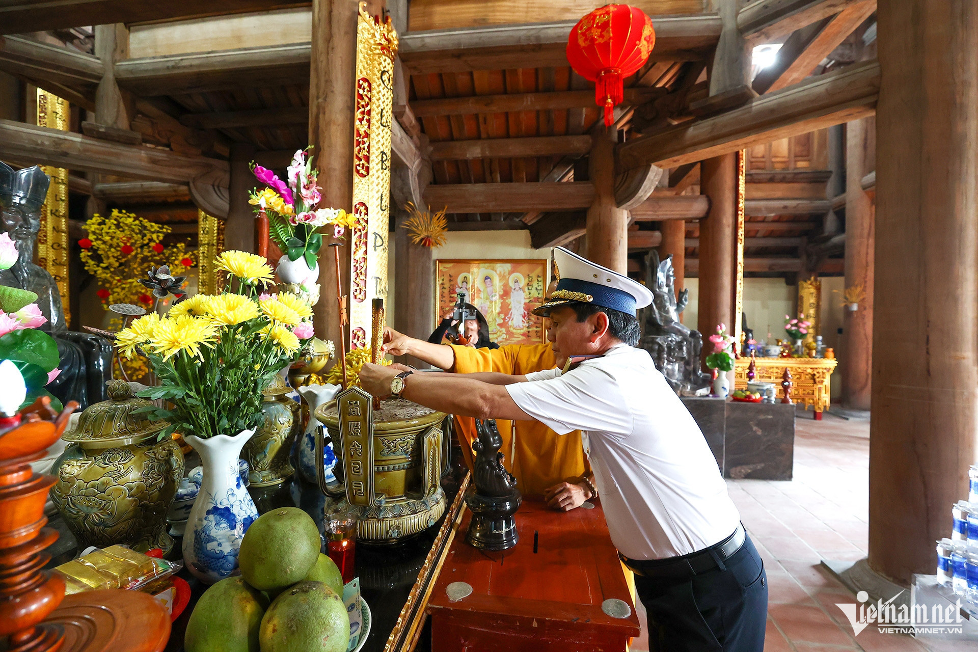 vietnam pagoda10.jpg