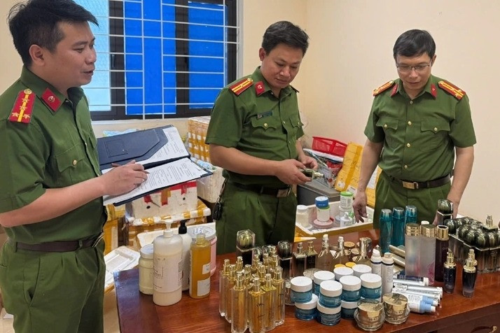 Vietnam probes homemade cosmetics sold online without approval