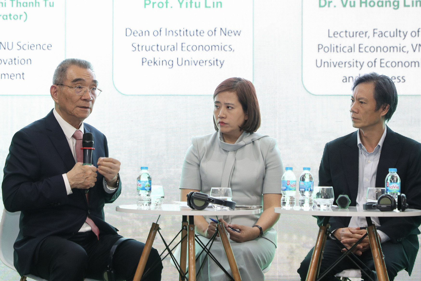 chinese professor.jpg