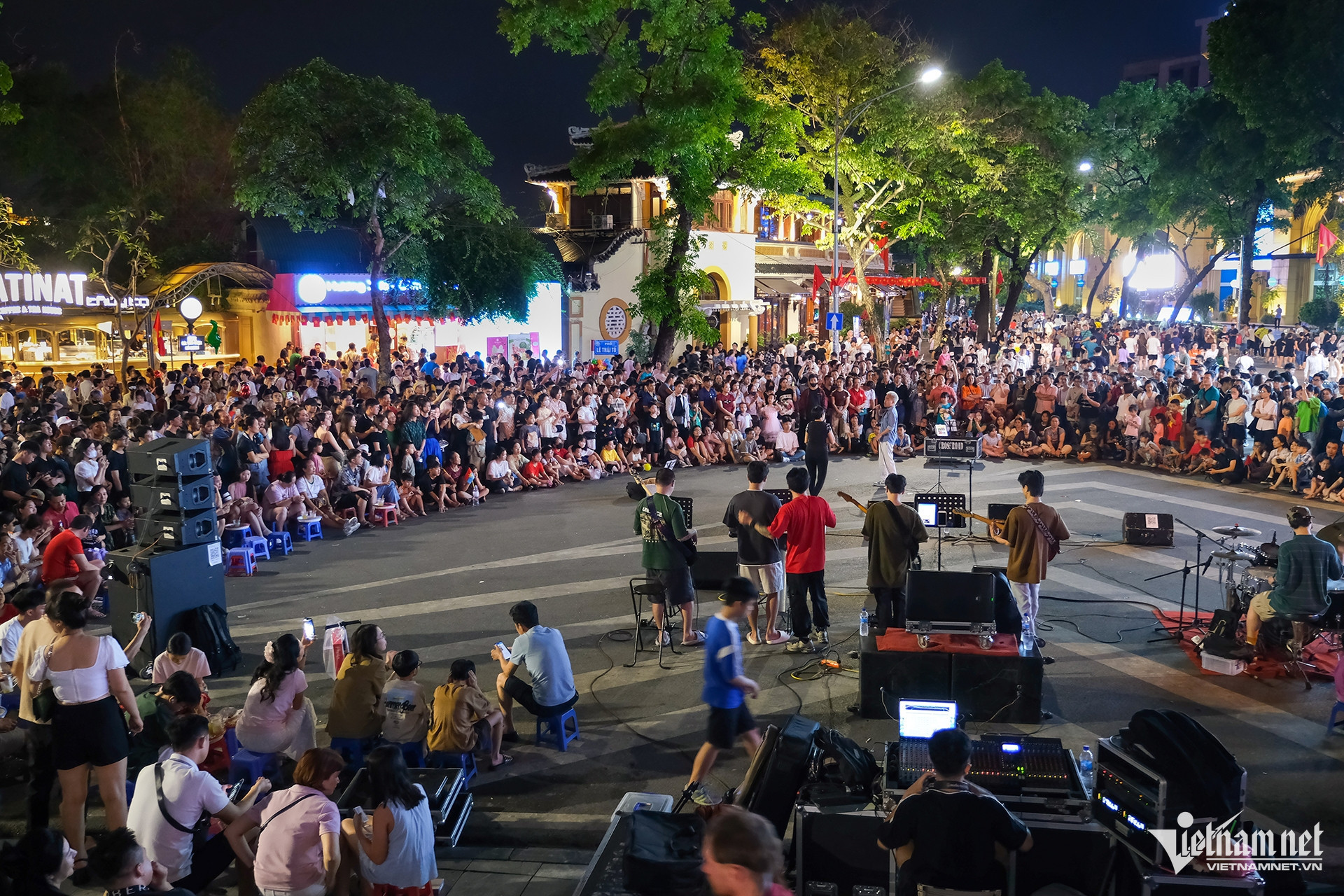 w pdb ho guom 1 5 19 25373.jpg