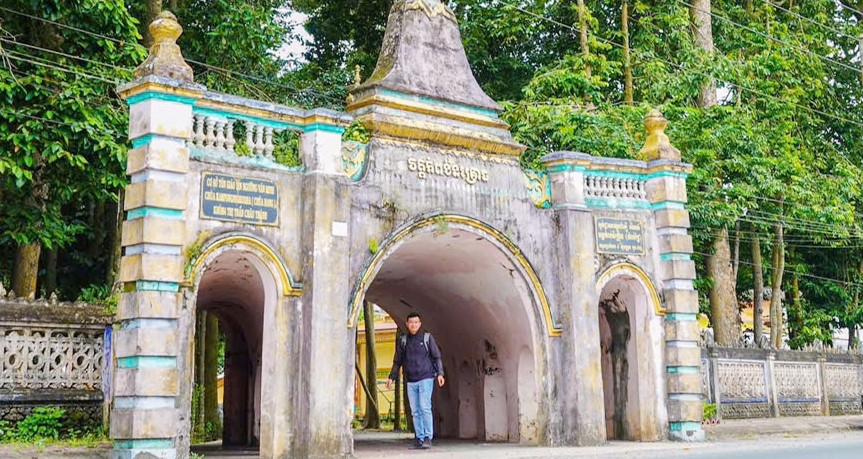 The cave pagoda of Tra Vinh and its sacred woodcarving treasures