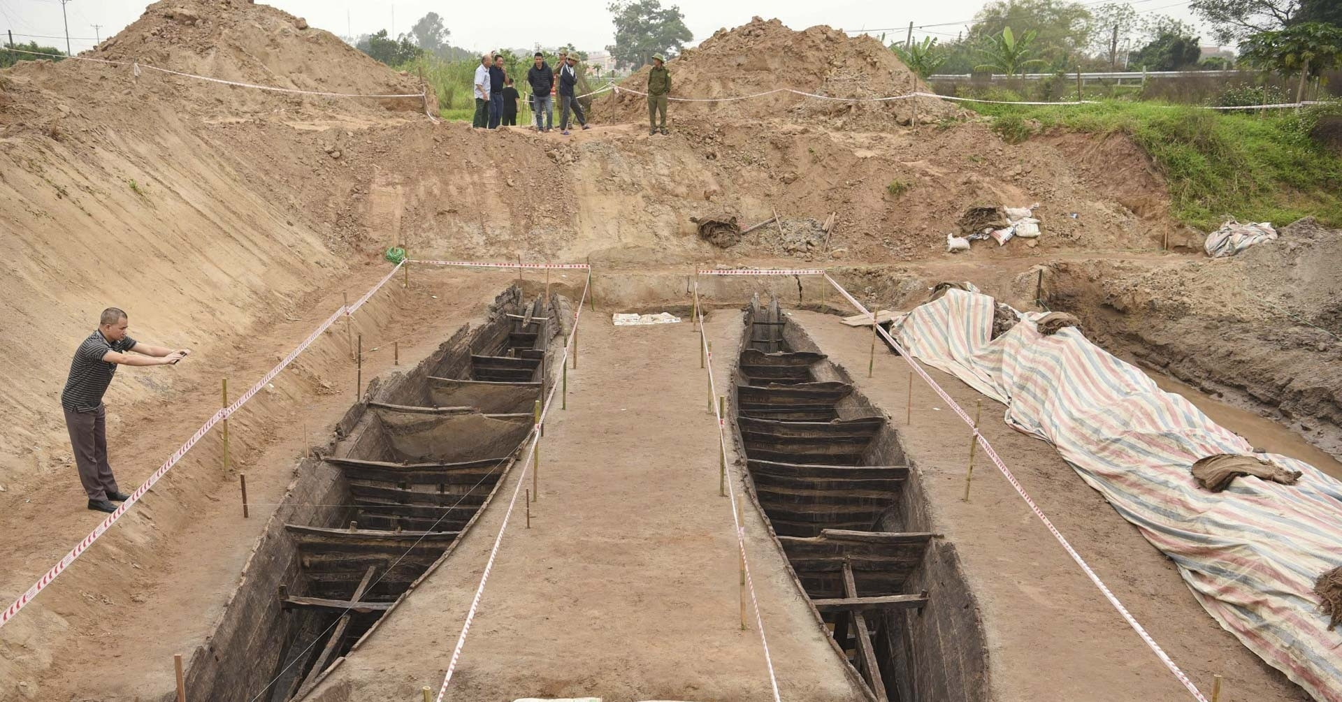Twin-hull ancient boat found in Bac Ninh may date back to Ly–Tran dynasties
