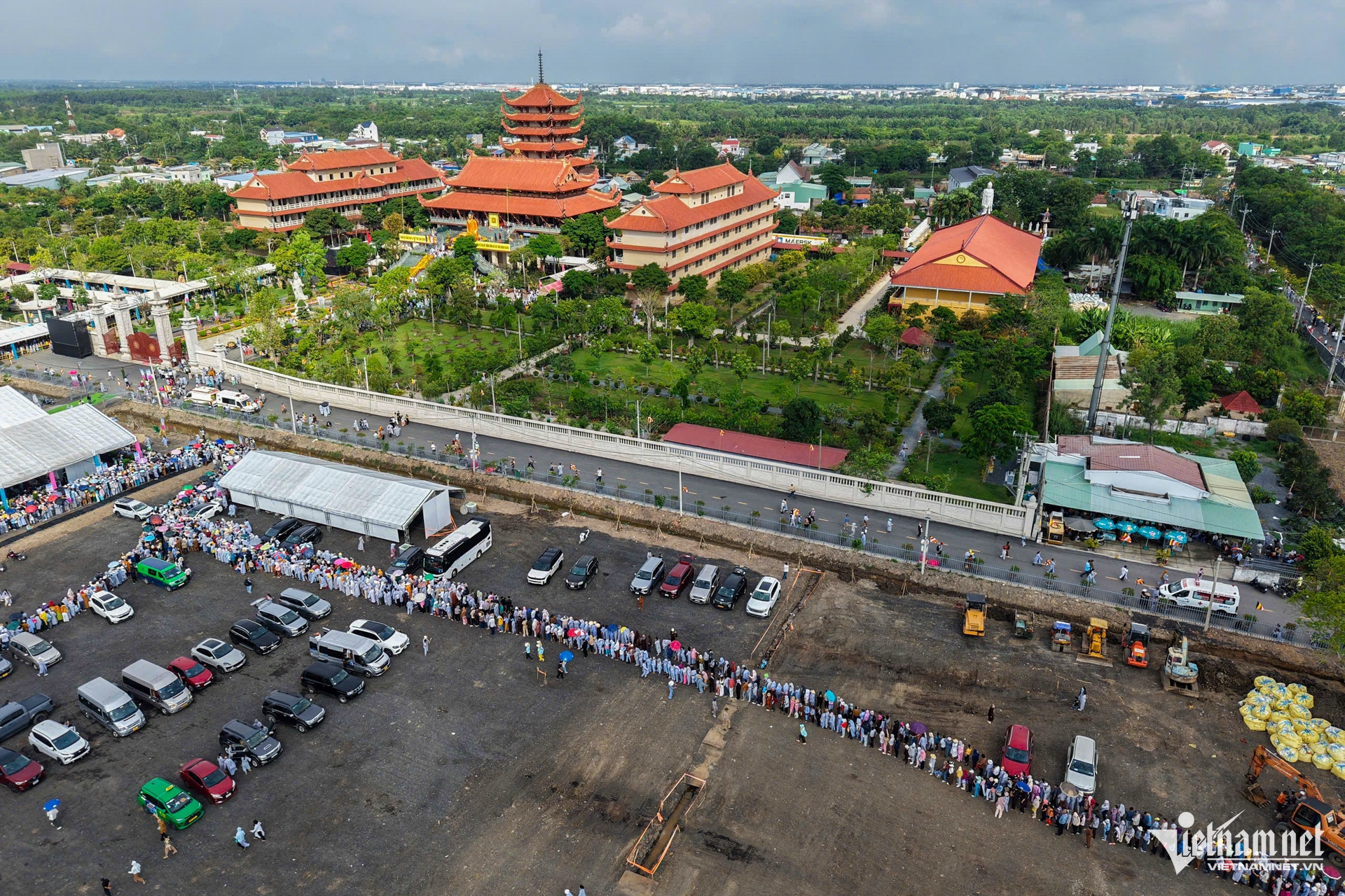 vesak vietnam.jpg