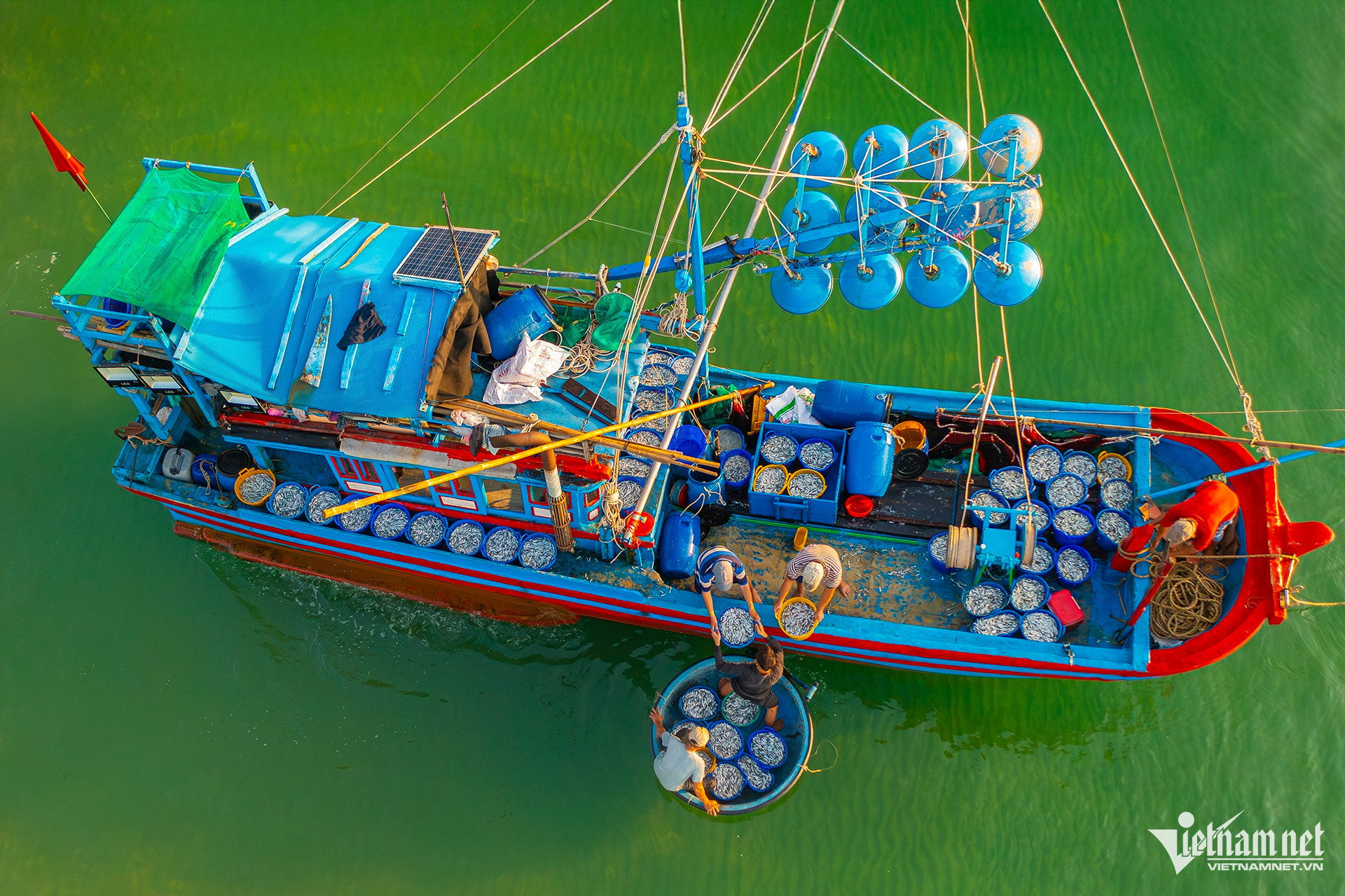 vietnam fishing village.jpg