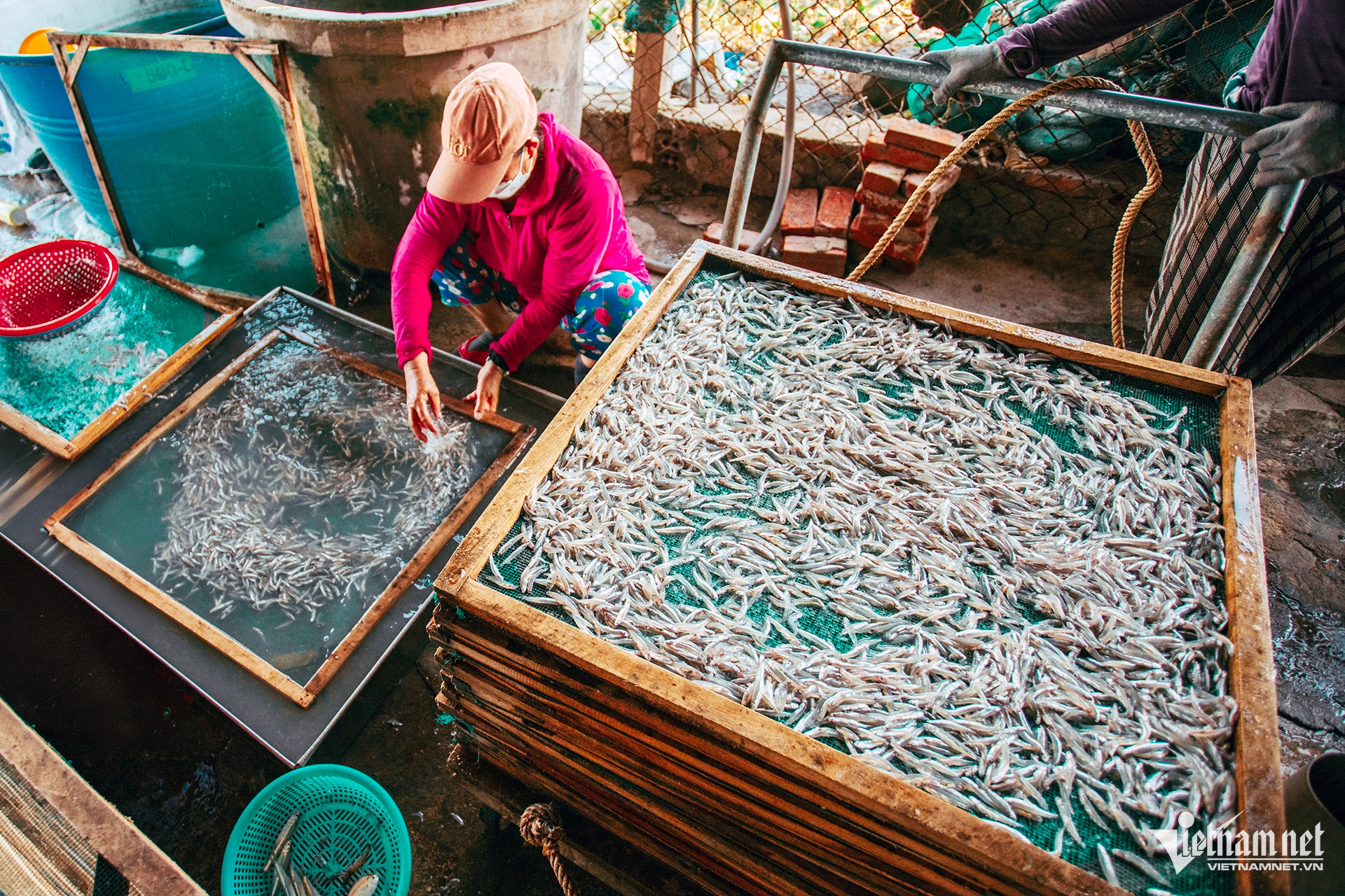 vietnam fishing village2.jpg