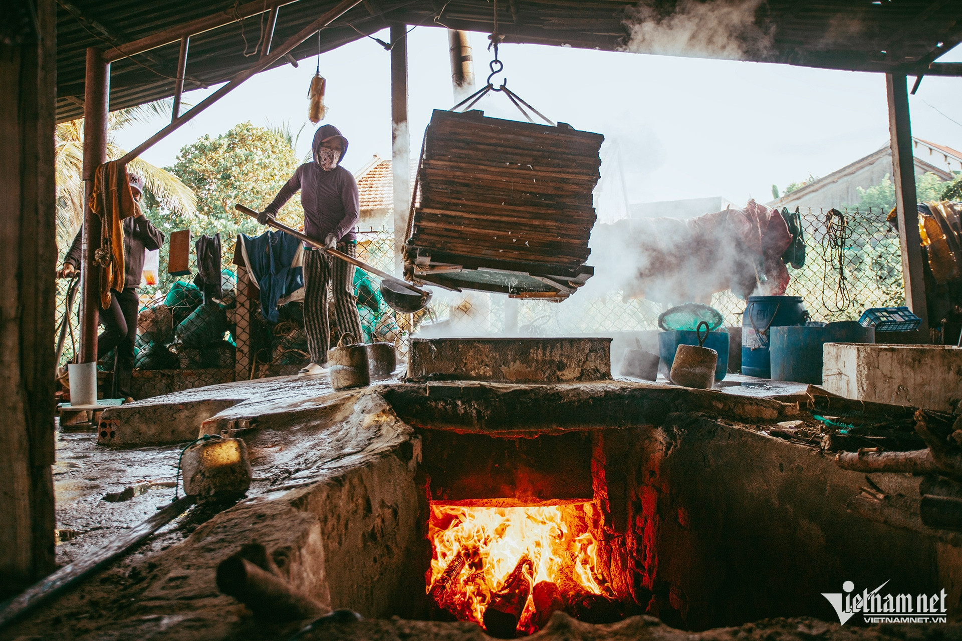 vietnam fishing village3.jpg