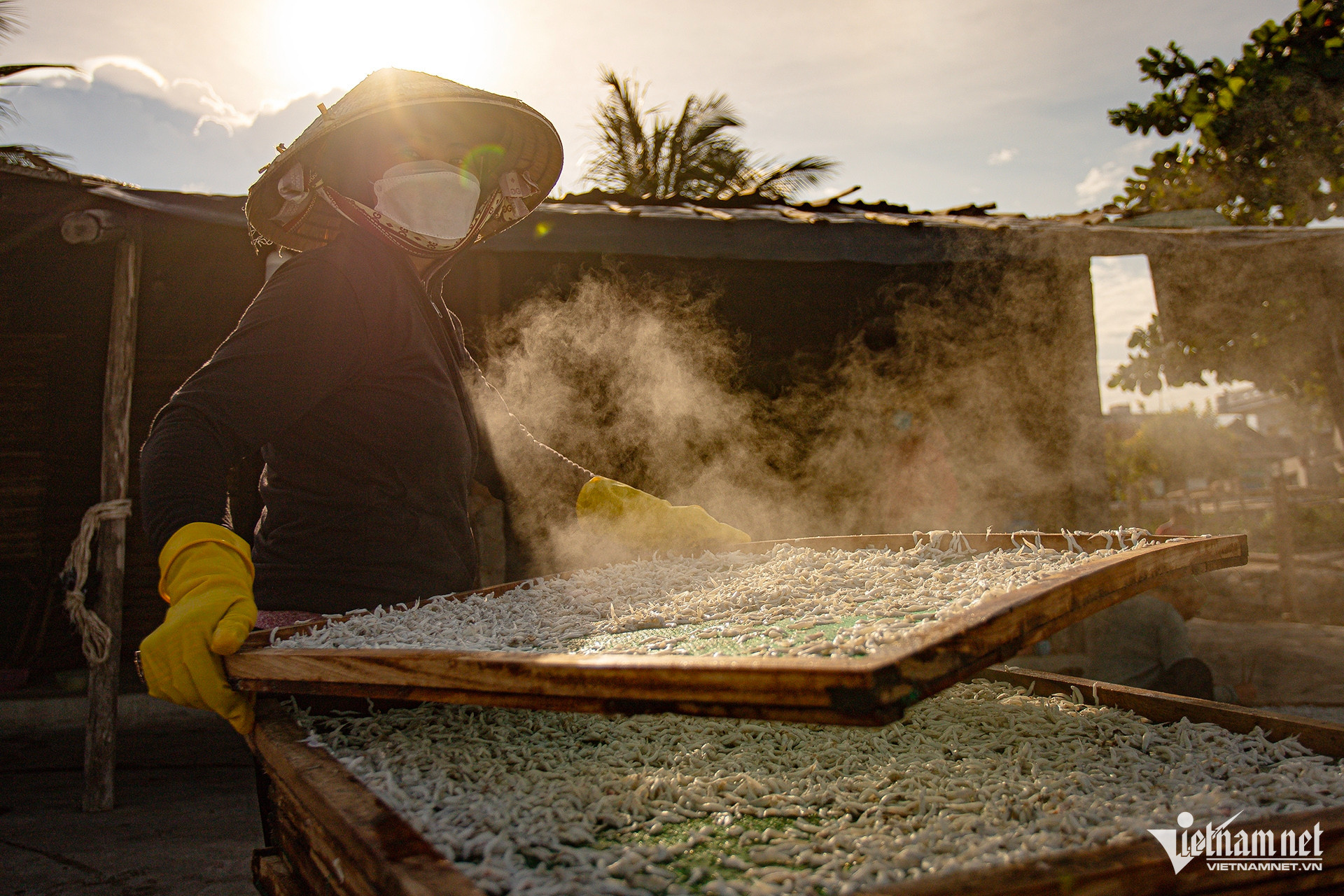vietnam fishing village4.jpg