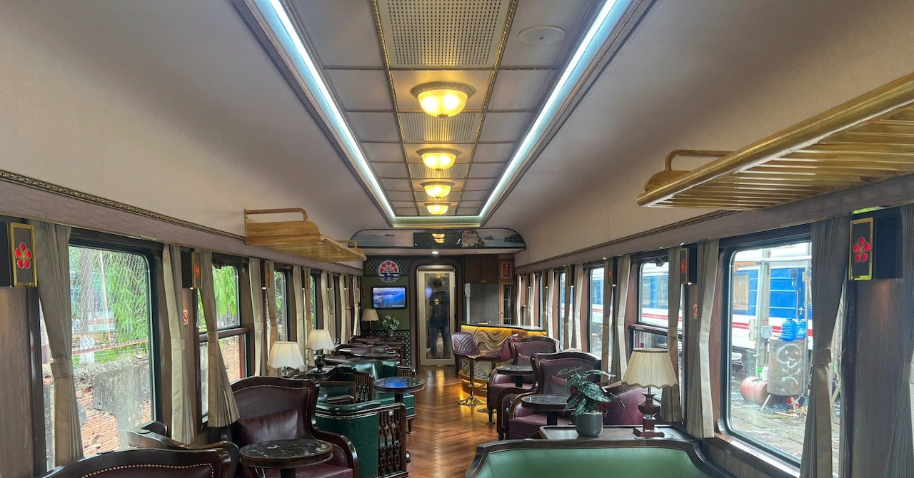Vietnam Railways debuts VIP carriages on Hanoi - Hai Phong line
