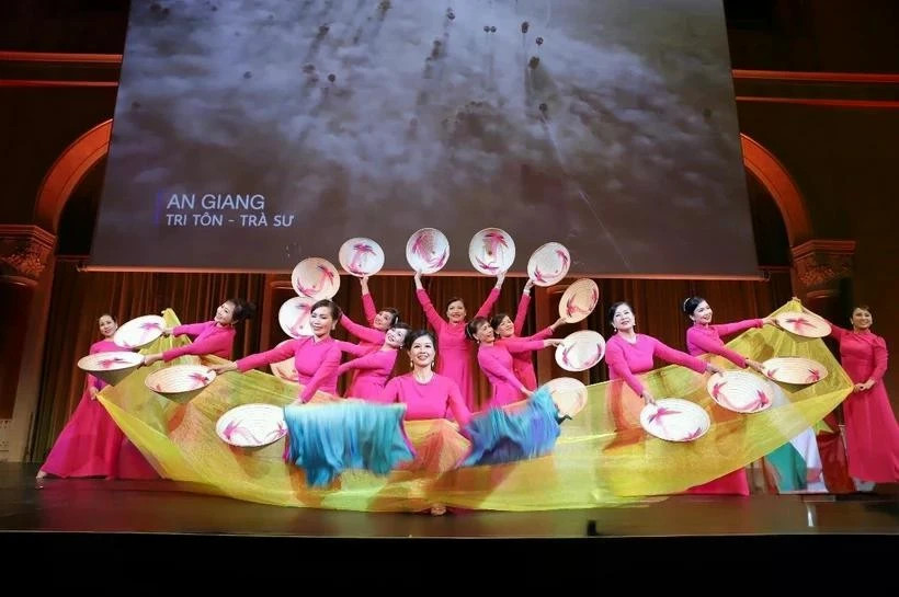 Vietnamese writing contest wraps up in Hungary