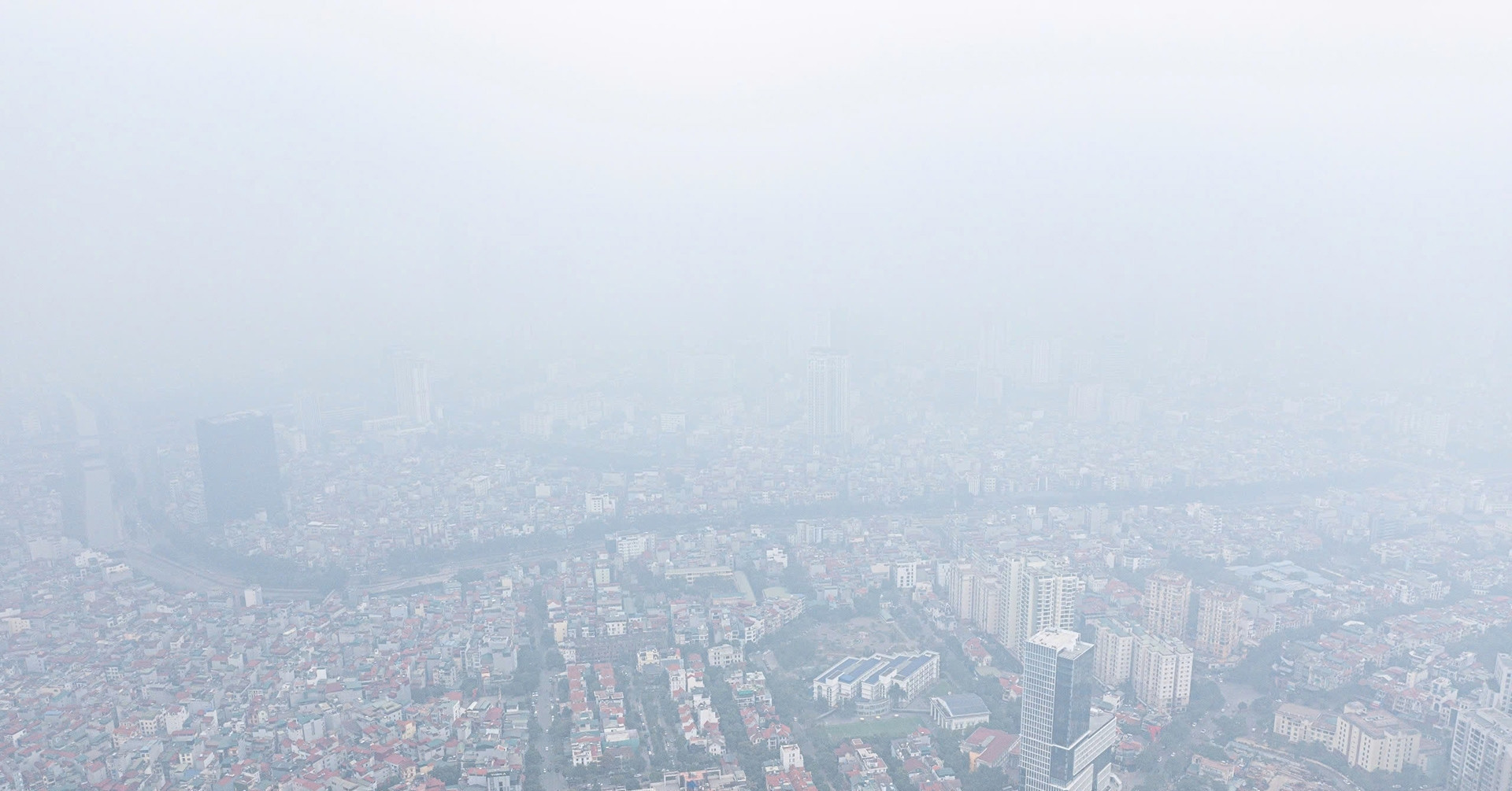 Air pollution chokes Hanoi and HCMC, fueling health crisis