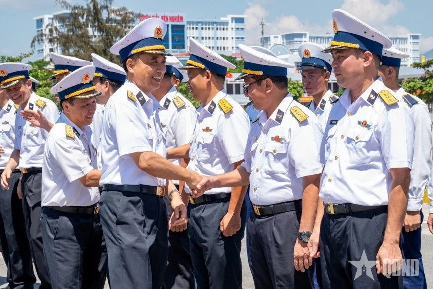 Sailing vessel 286-Le Quy Don leaves for visits, exchanges in China, Philippines
