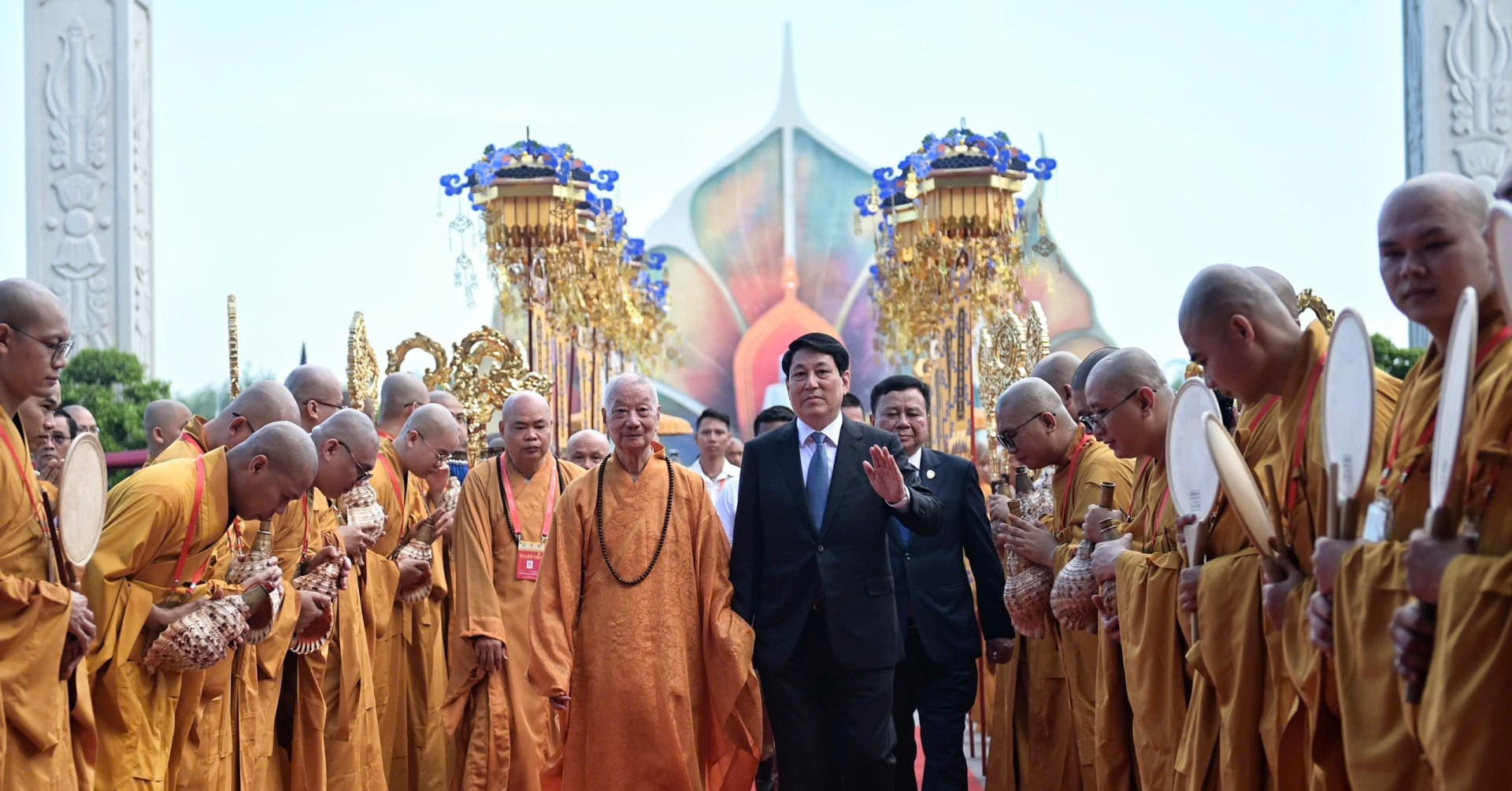 President Luong Cuong joins UN Vesak opening in Ho Chi Minh City