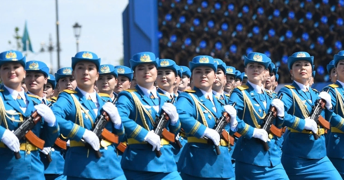 Party Chief To Lam attends Kazakhstan’s Victory Day military parade