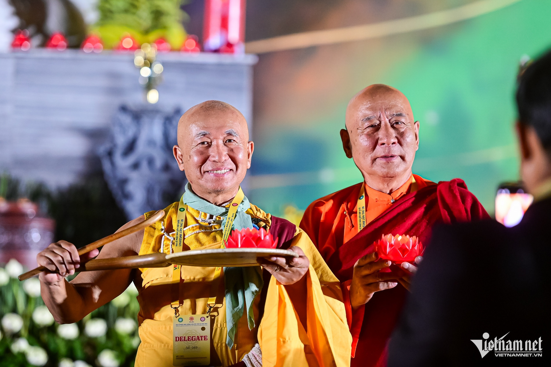 vesak vietnam2.jpg