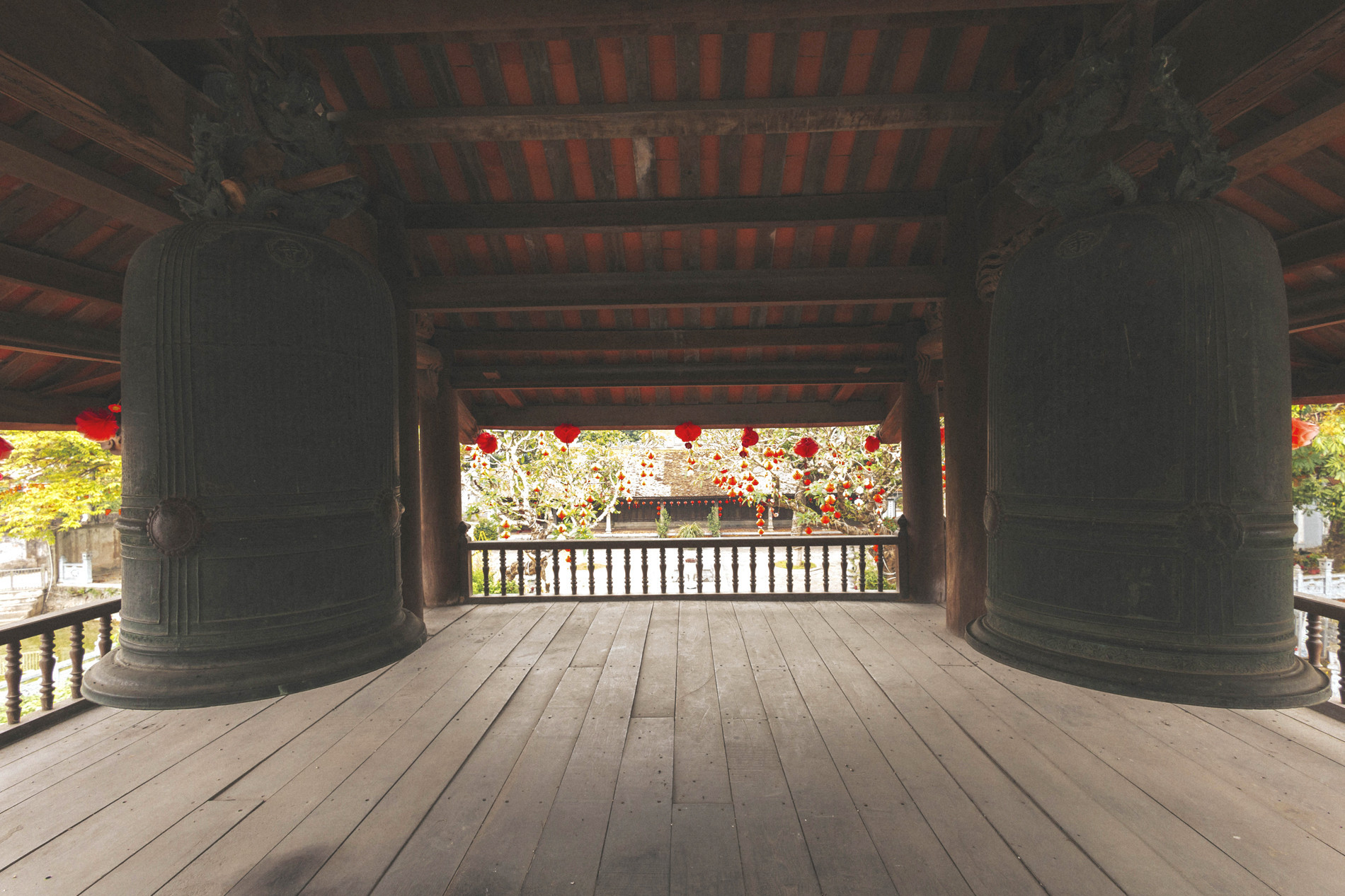 vietnam pagoda10.jpg