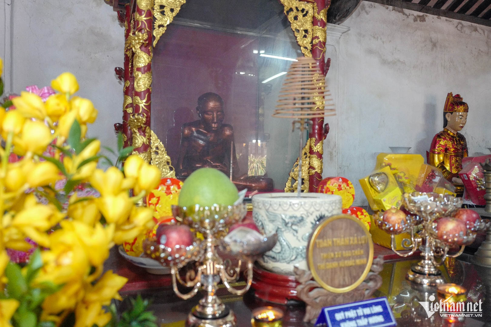 vietnam pagoda18.jpg