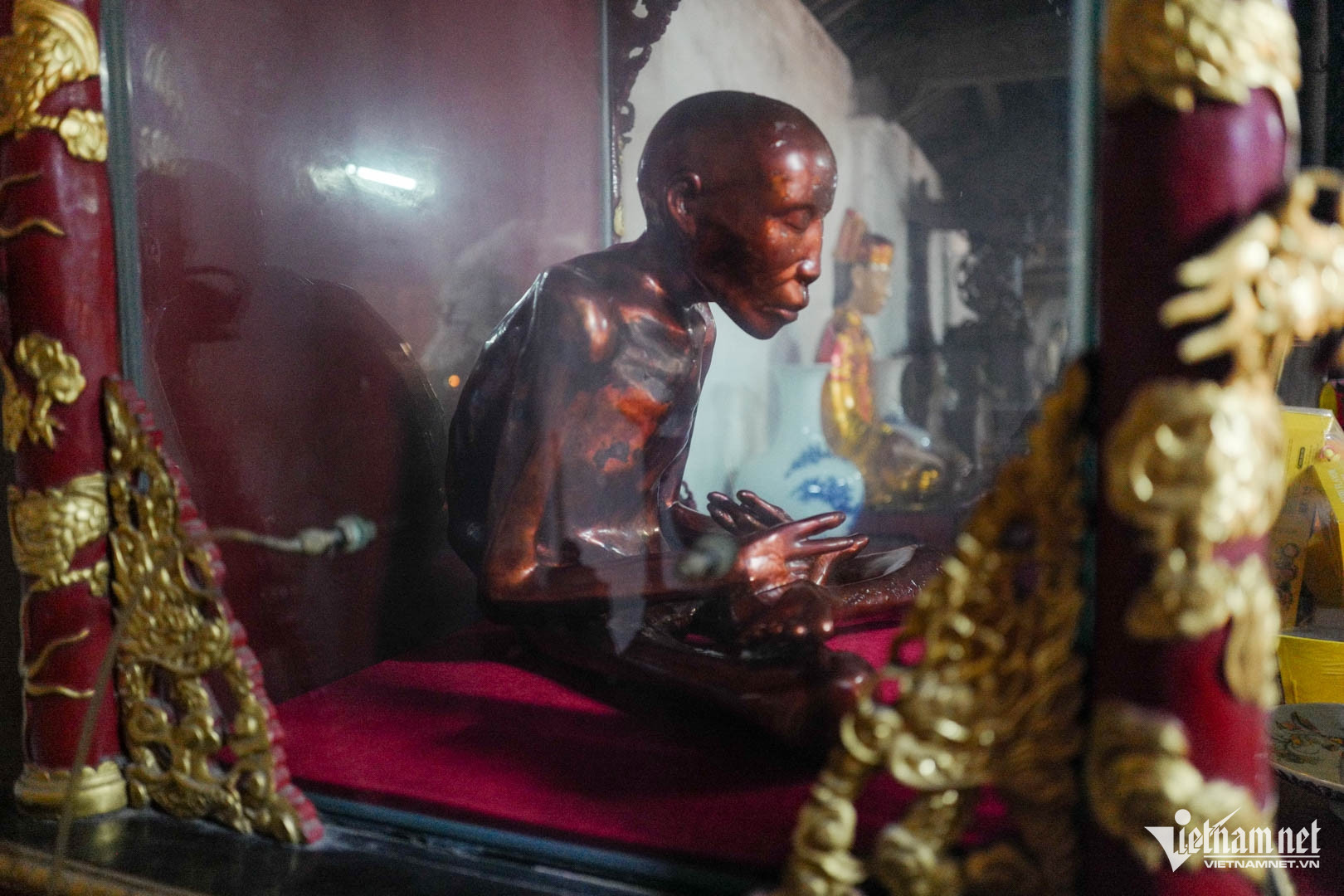 vietnam pagoda19.jpg