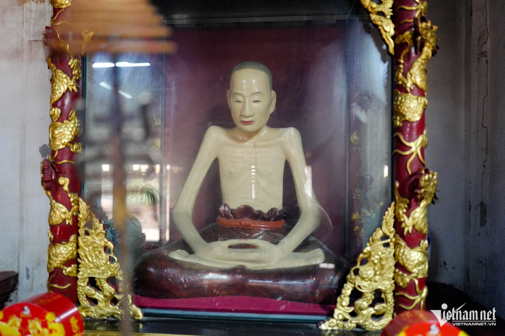 vietnam pagoda22.jpg