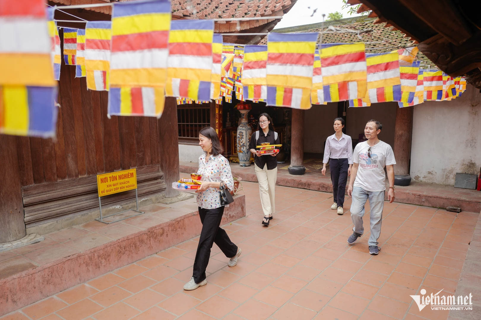 vietnam pagoda28.jpg