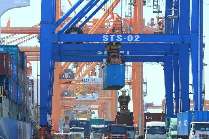 Vietnam posts trade surplus of 3.79 billion USD in four months