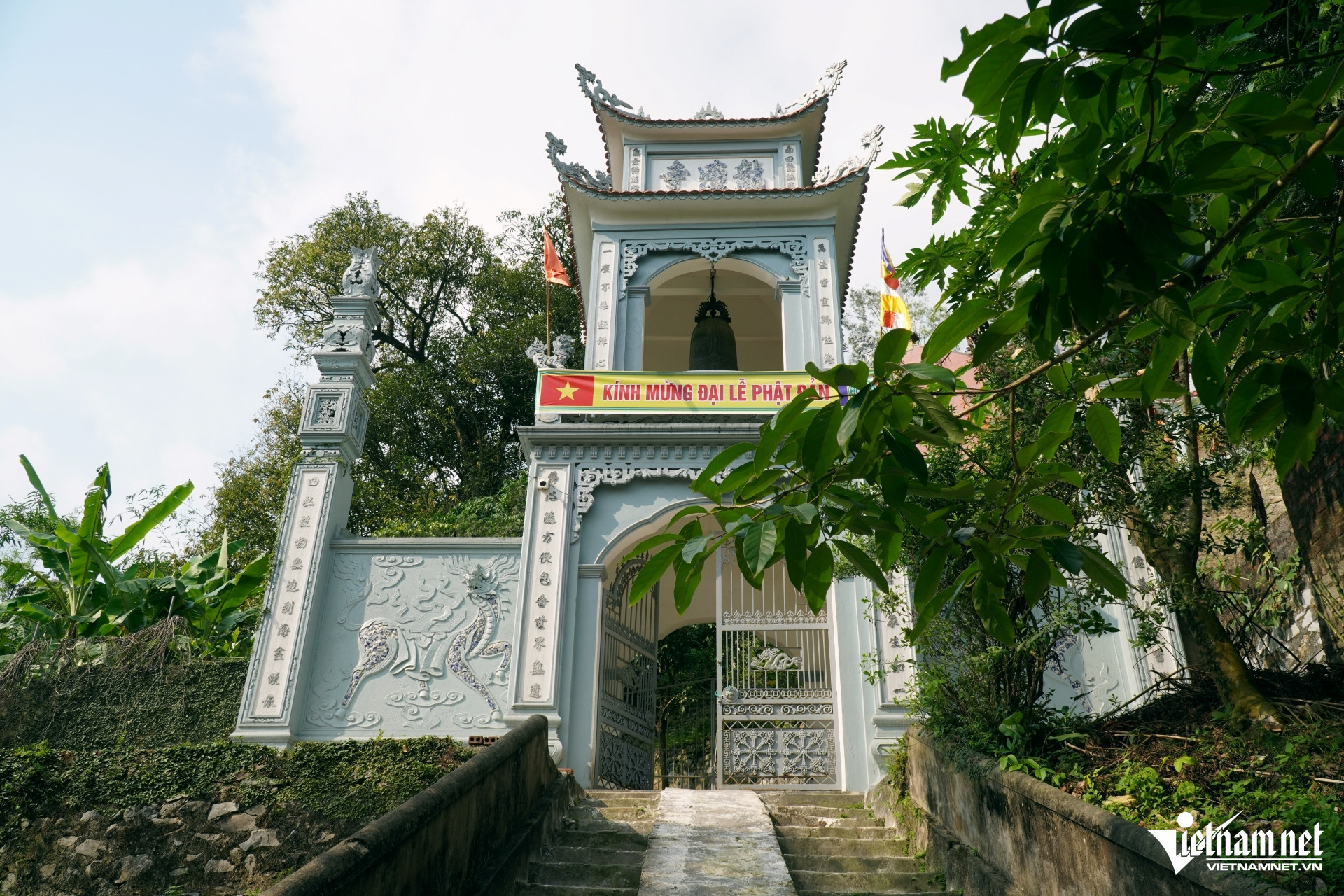 W-a2Ngôi chùa nghìn năm tuổi.JPG.jpg