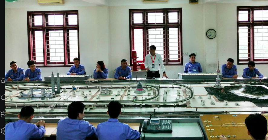 China assists Vietnam in training first high-speed rail workforce