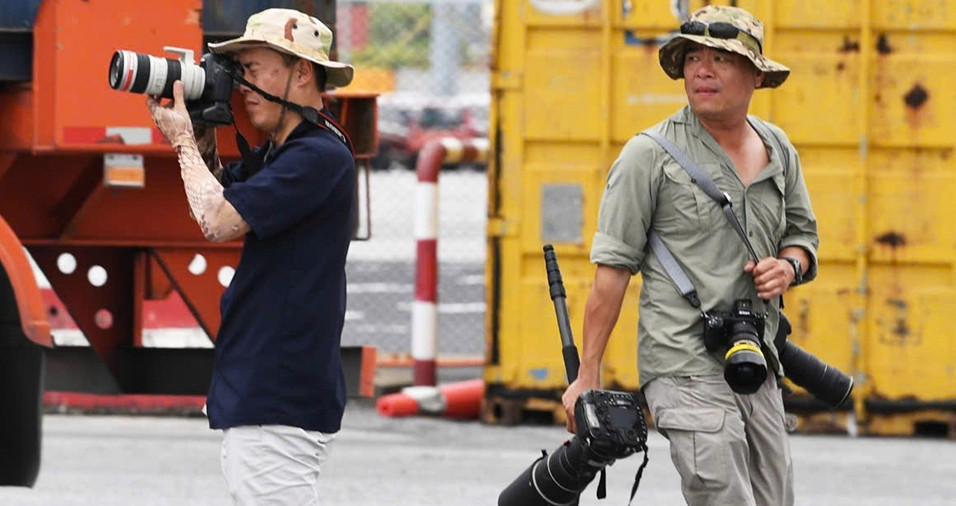 Inside Vietnam’s photojournalism arms race: DSLR vs. mirrorless