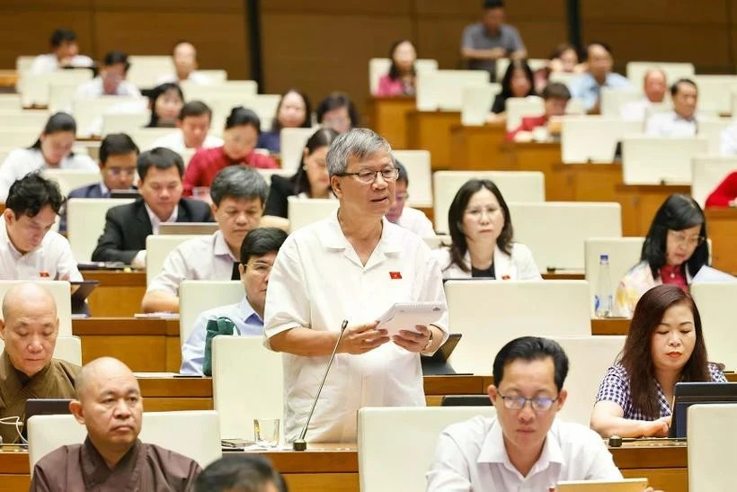 Lawmakers discuss implementation of socio-economic development, state budget