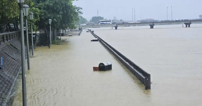 Record-breaking floods hit Vietnam as 2025’s first storm turns extreme