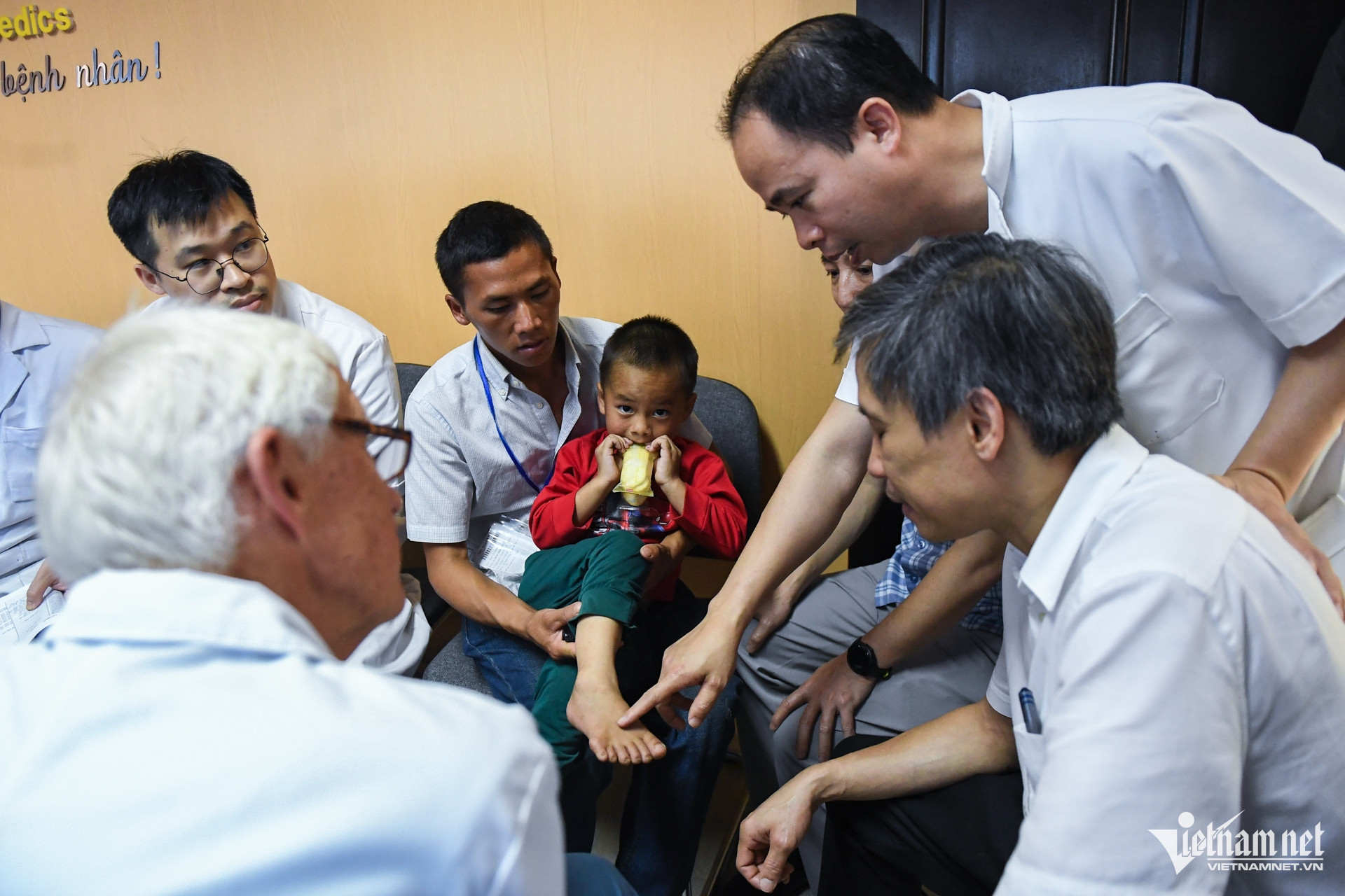 doctors vn.jpg