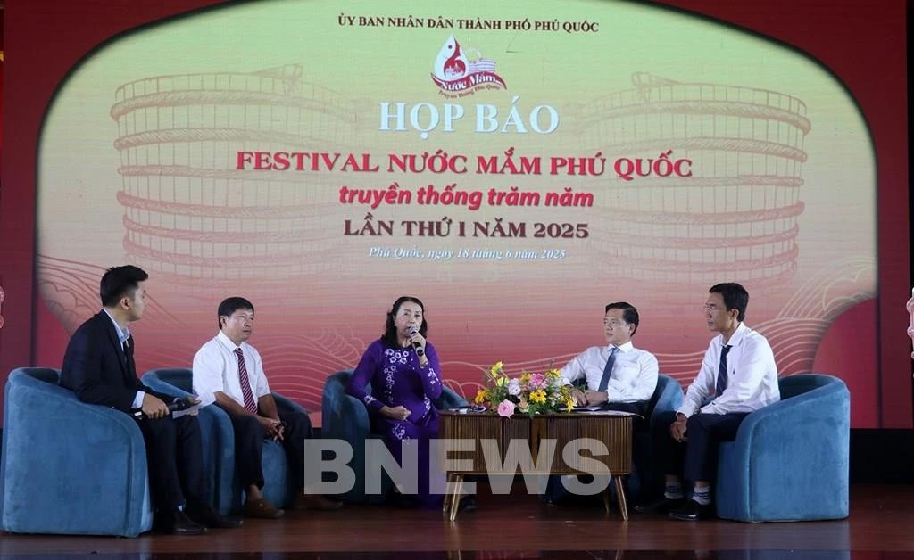 Phu Quoc to host first fish sauce festival this month