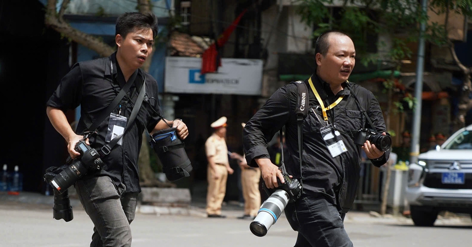 Unseen battles: Photojournalists on the frontlines of every major story