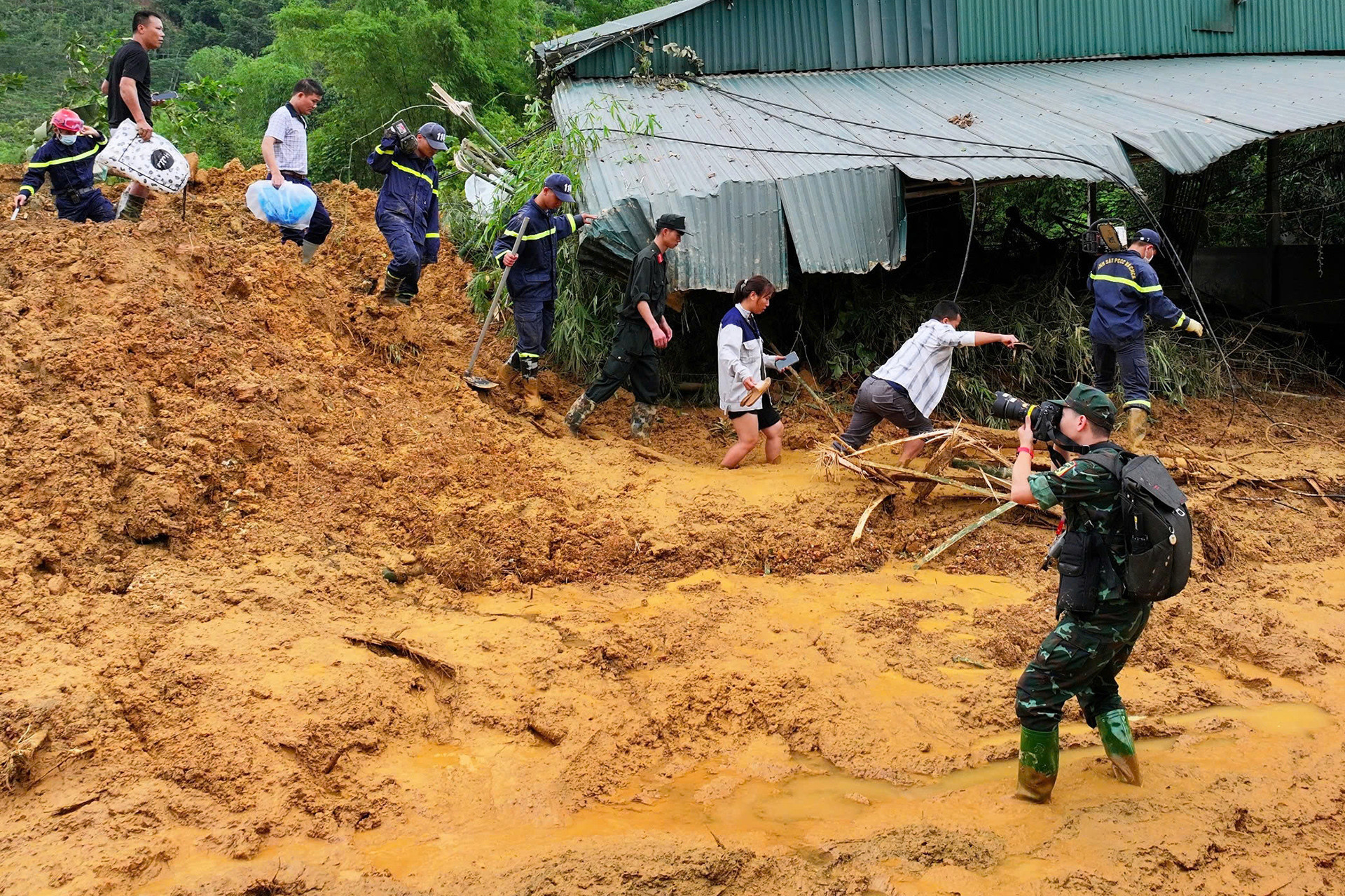 vn journalists11.jpg