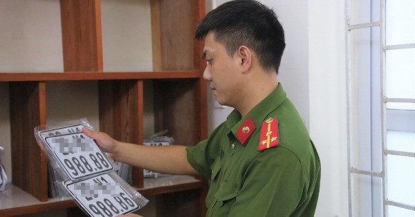 Over 1.2mil. license plates up for auction, Hanoi features rare quintuple digits