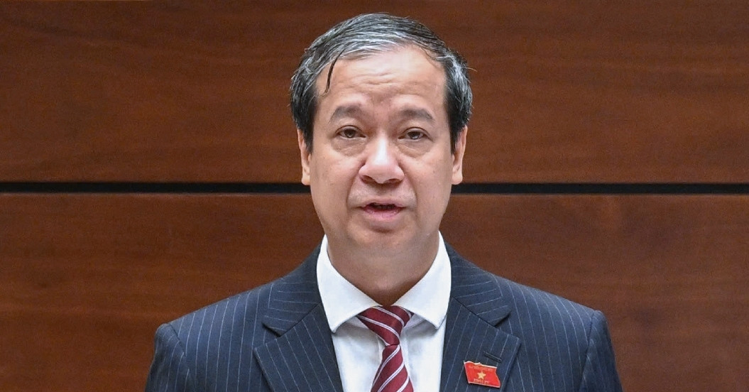 School violence will end when adults stop fighting, says education minister